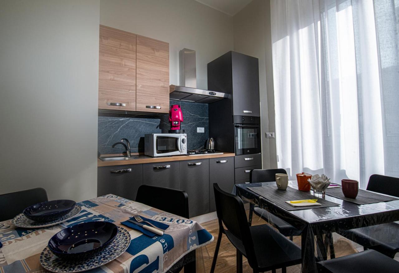 Bed and breakfast Vivi A Napoli Extérieur photo
