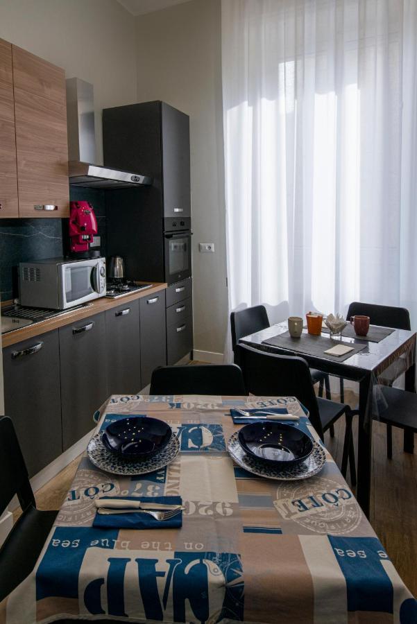 Bed and breakfast Vivi A Napoli Extérieur photo