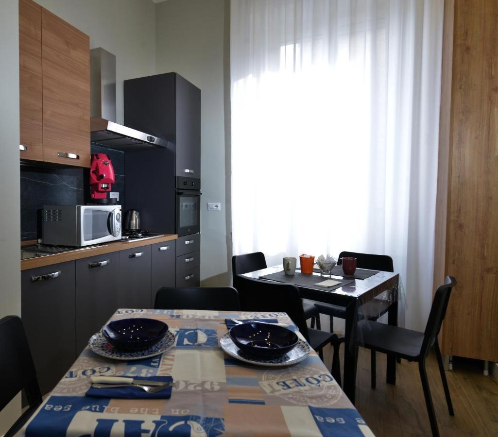 Bed and breakfast Vivi A Napoli Extérieur photo
